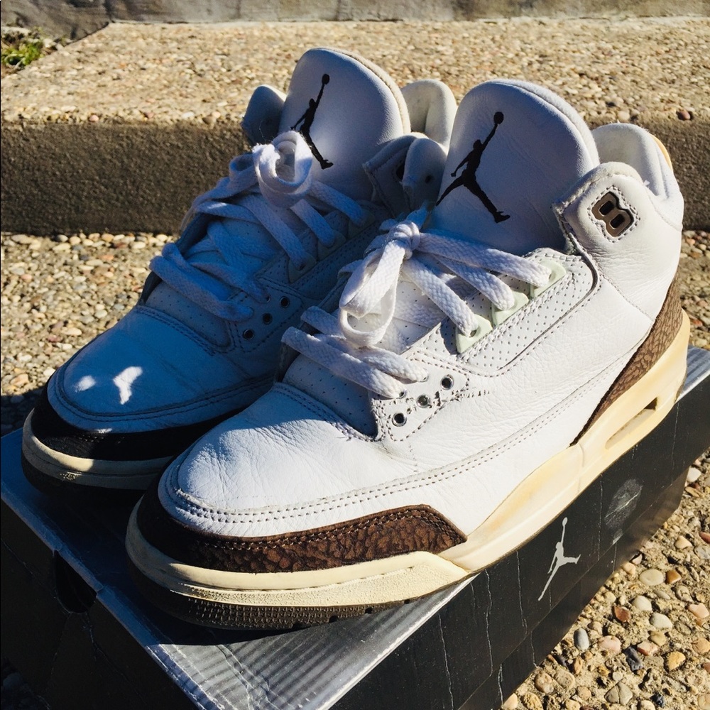 2001 Jordan 3 Mocha